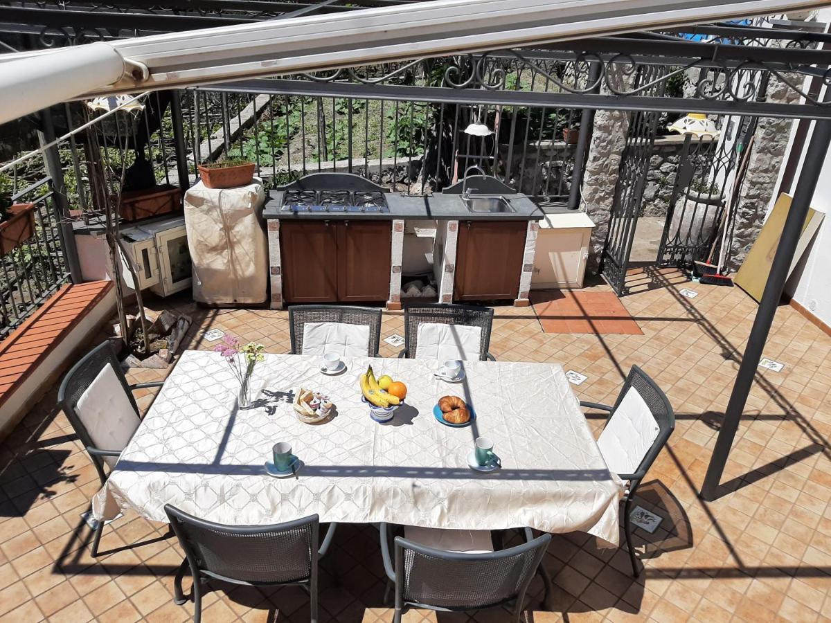 Casa Almary Apartment อามาลฟี ภายนอก รูปภาพ